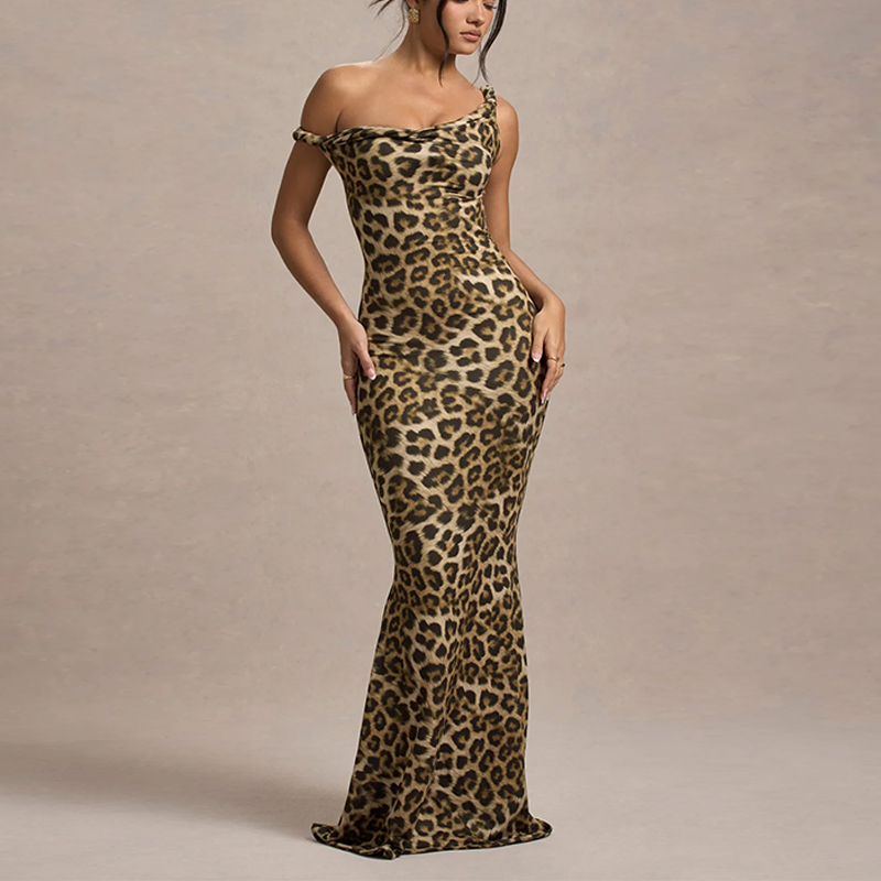 hongfeng creates dresses custom made for unique, personalized style and perfect fit.